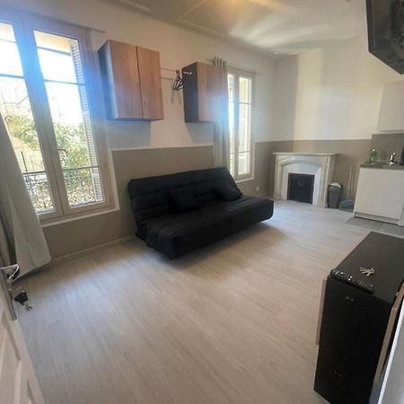 Petits Studios Tout Equipees Gare Nizza Exterior foto