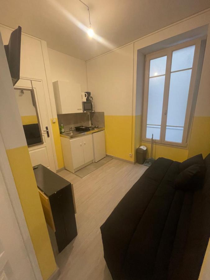 Petits Studios Tout Equipees Gare Nizza Exterior foto