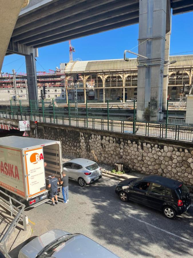 Petits Studios Tout Equipees Gare Nizza Exterior foto